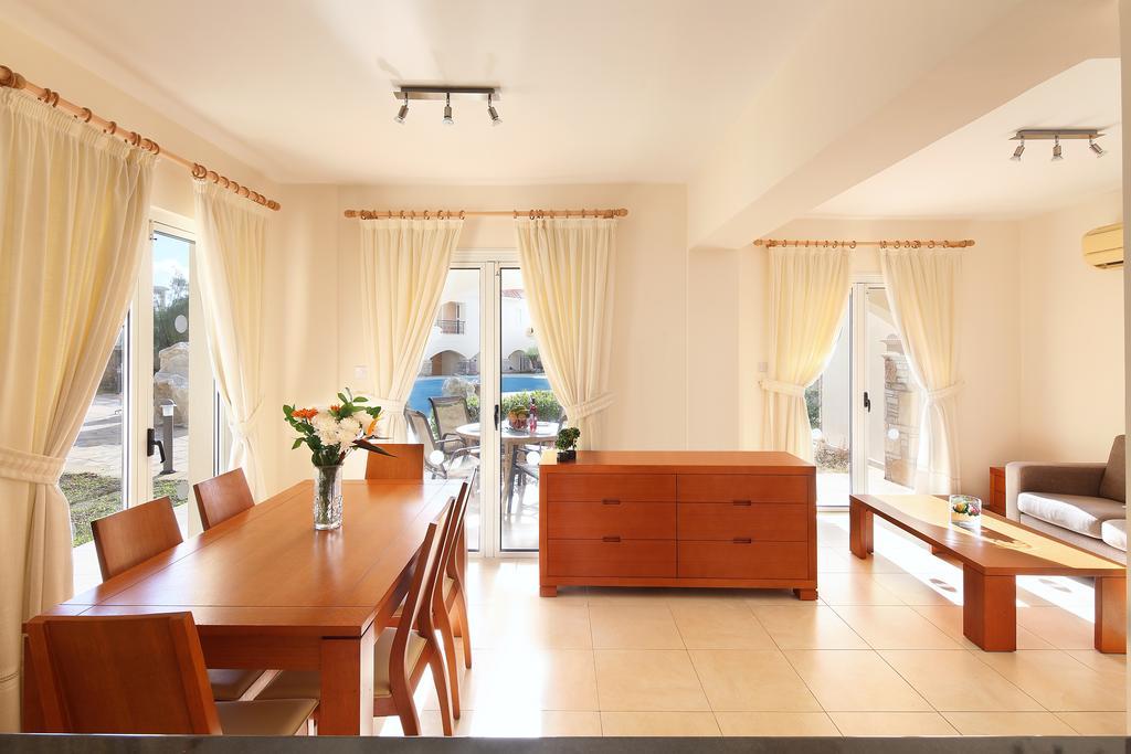 Adamou Gardens Leilighet Paphos Eksteriør bilde